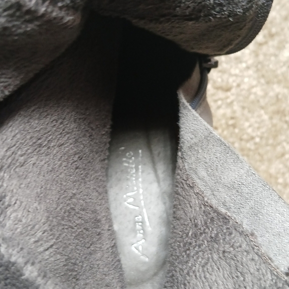 (#233) Anna Michelle Side Ruffle 20"L Boots - Picture 14 of 16